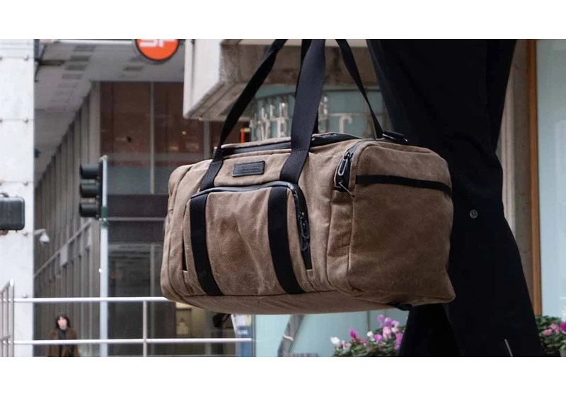  This gorgeous gym bag can help you keep your New Year's resolution while storing all your tech 