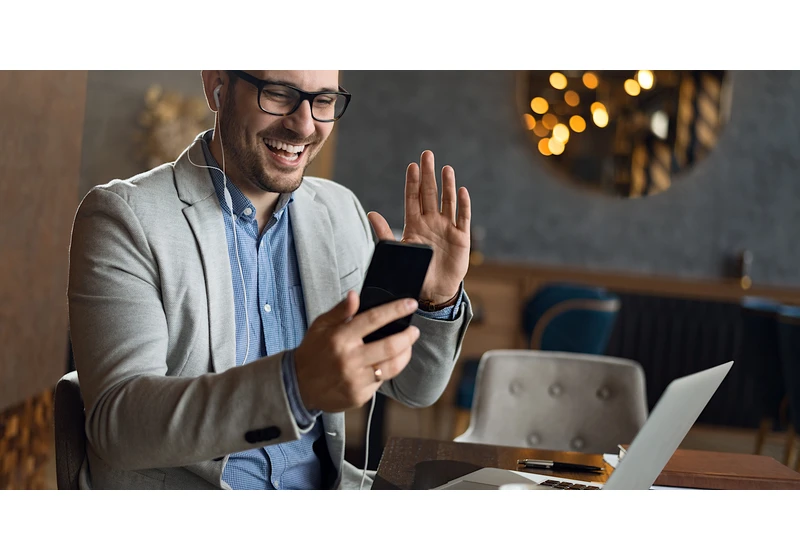 LinkedIn Launches Native Video Meetings via @sejournal, @MattGSouthern