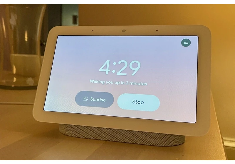 Here’s the nicest way to wake up, courtesy of your Google smart display