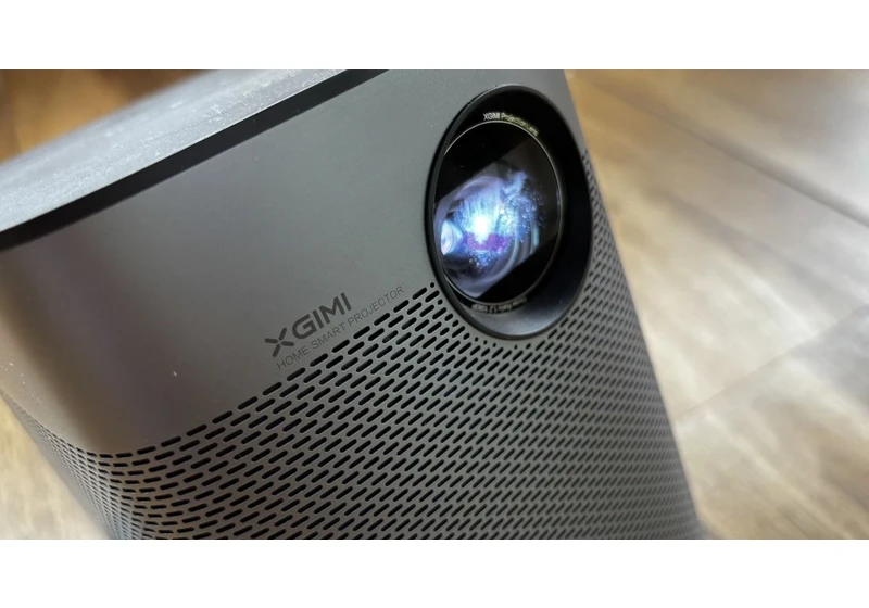  I added this mini projector to my home gaming setup, and it's a game-changer 