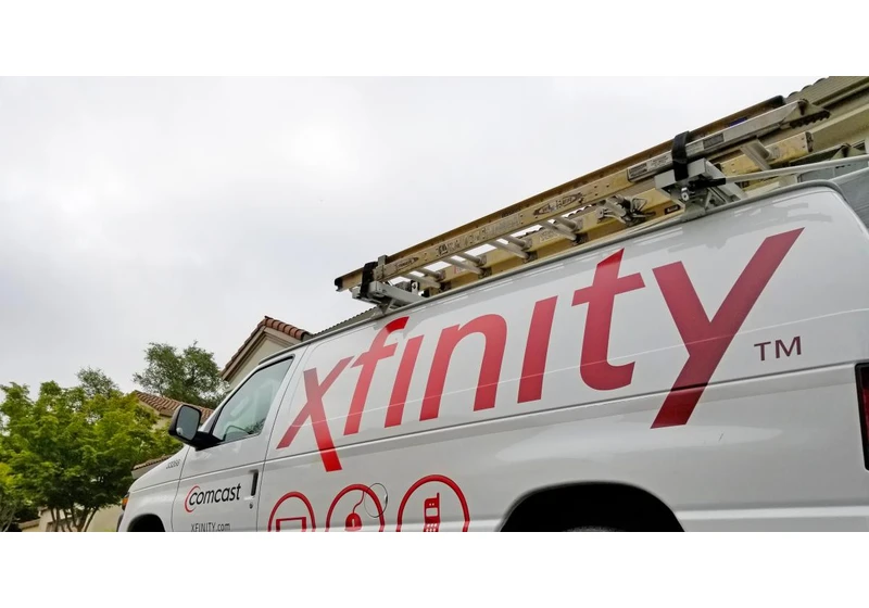 Comcast debuts Storm-Ready WiFi device ahead of hurricane season