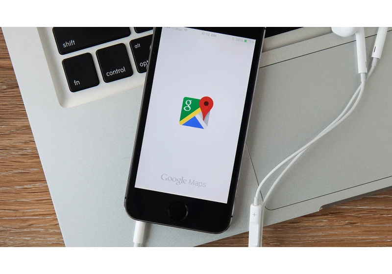 Google Maps adds dock to bottom