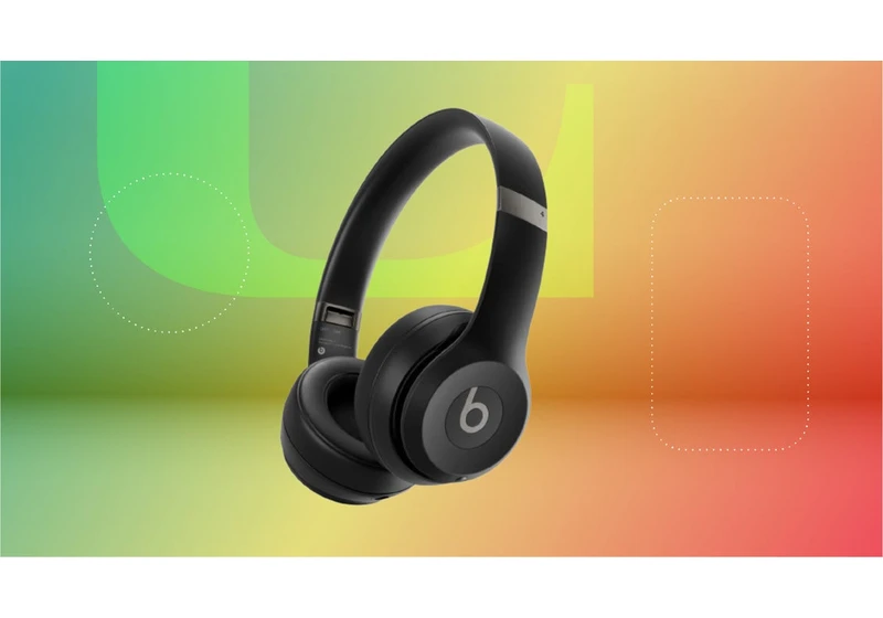 Beats Solo 4 Headphones Are Back to Their Record Low of $100 for the Holidays