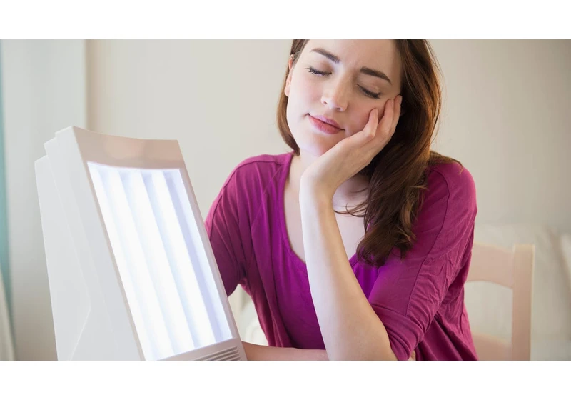 Daylight Saving Time Affecting Your Health? Light Therapy Can Help