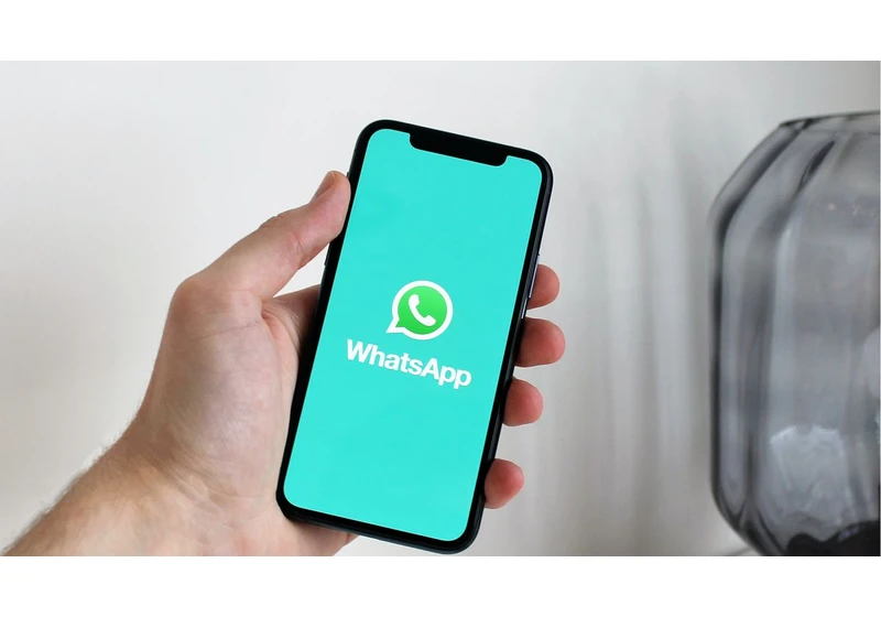  Whatsapp might make an AI feature Google and OpenAI don't offer: an AI image of you 