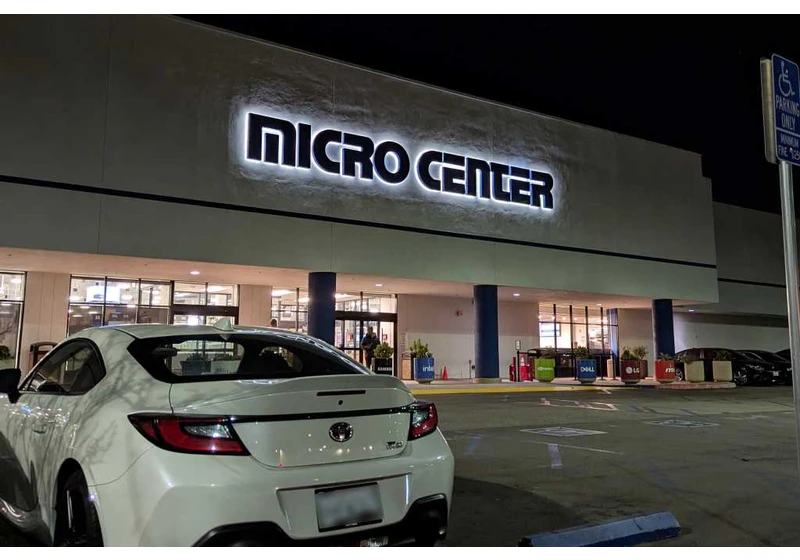 Micro Center is finally returning to San Francisco. I’m so ready