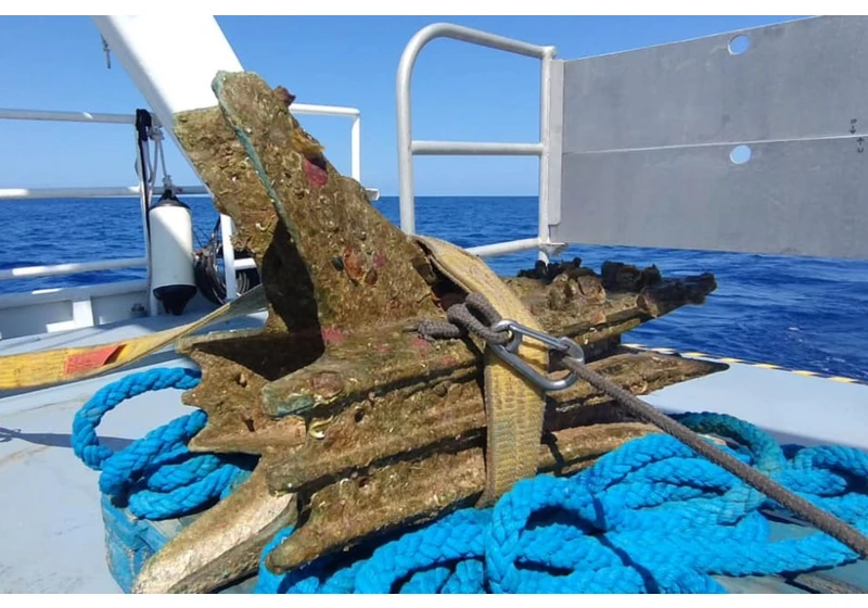 Deepwater Sub Recovers Roman Battering Ram Used in Carthage in Punic Wars Battle