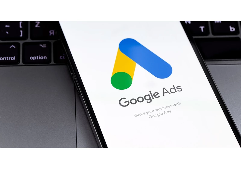 Google Courts Small Advertisers With Premium Support Pilot via @sejournal, @MattGSouthern