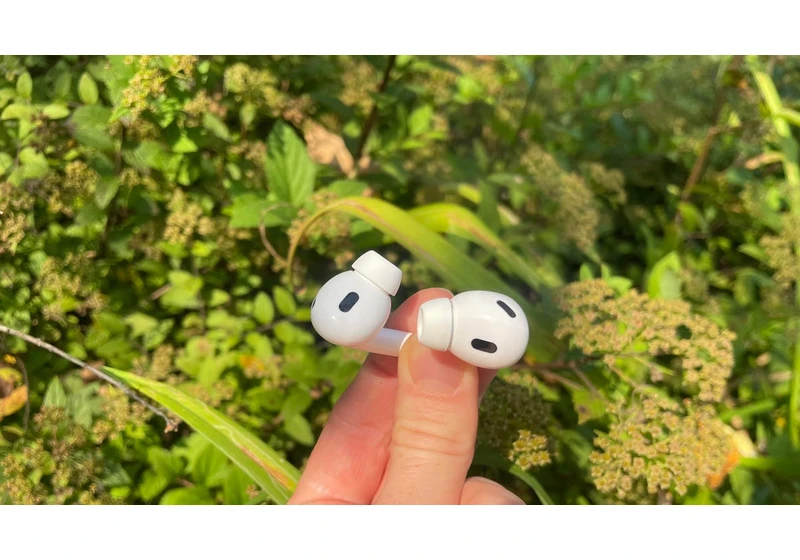 AirPods Will Get a Hearing Aid Mode Next Week. Here's Why That's a Huge Deal