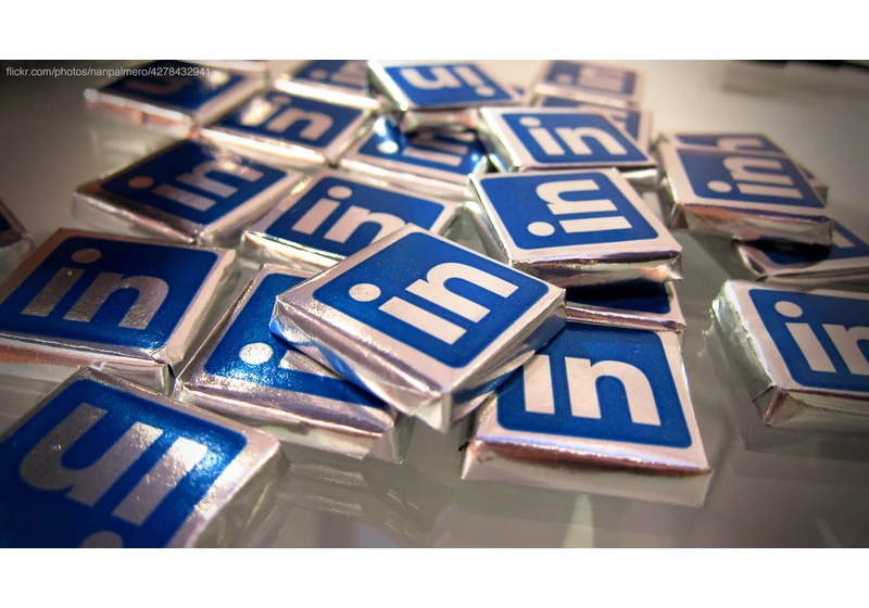 LinkedIn now lets you add an SEO title and description