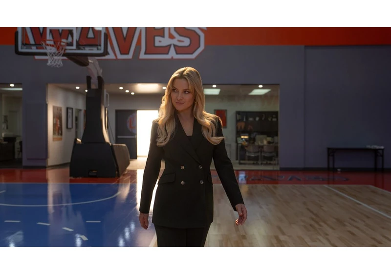  Kate Hudson really does look like the new Ted Lasso in Netflix’s trailer for sports comedy series Running Point 