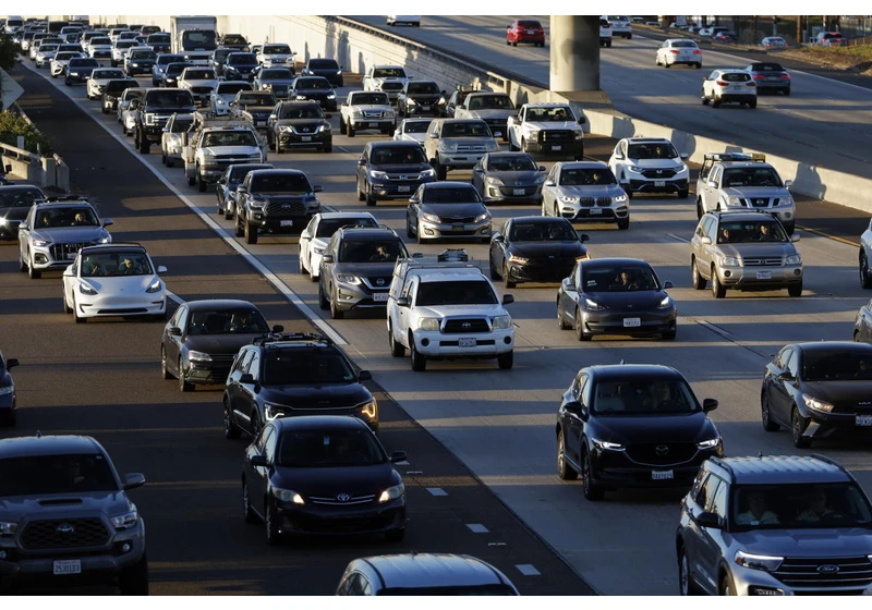 US Department of Transportation moves to cut fuel efficiency standards