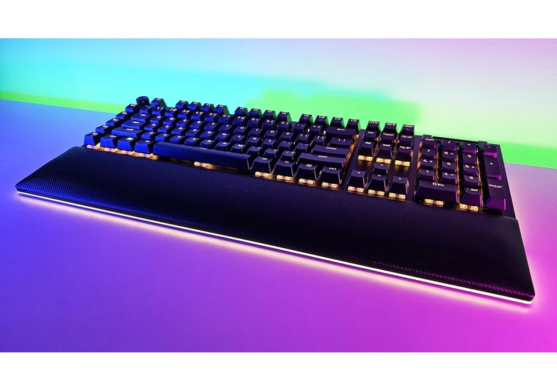  Razer BlackWidow V4 Pro Keyboard review: So much RGB, God may complain 