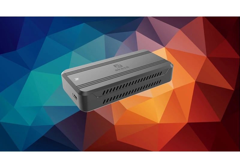  Akasa’s USB4 enclosure delivers speeds over 3.5 GB/s — heatsink and 8,000 RPM fan keep PCIe 5.0 drives cool 